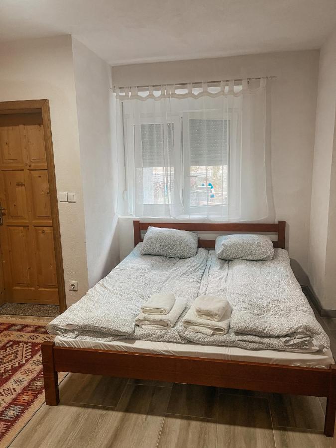 Vuthaj Riverside Guesthouse מראה חיצוני תמונה