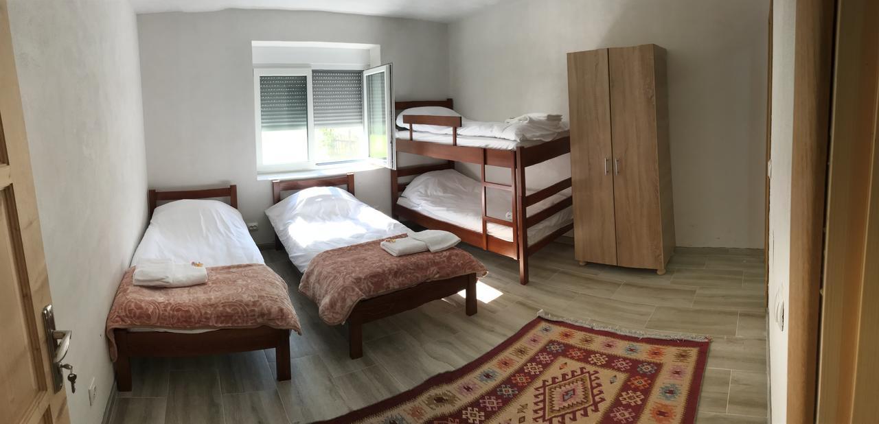 Vuthaj Riverside Guesthouse מראה חיצוני תמונה